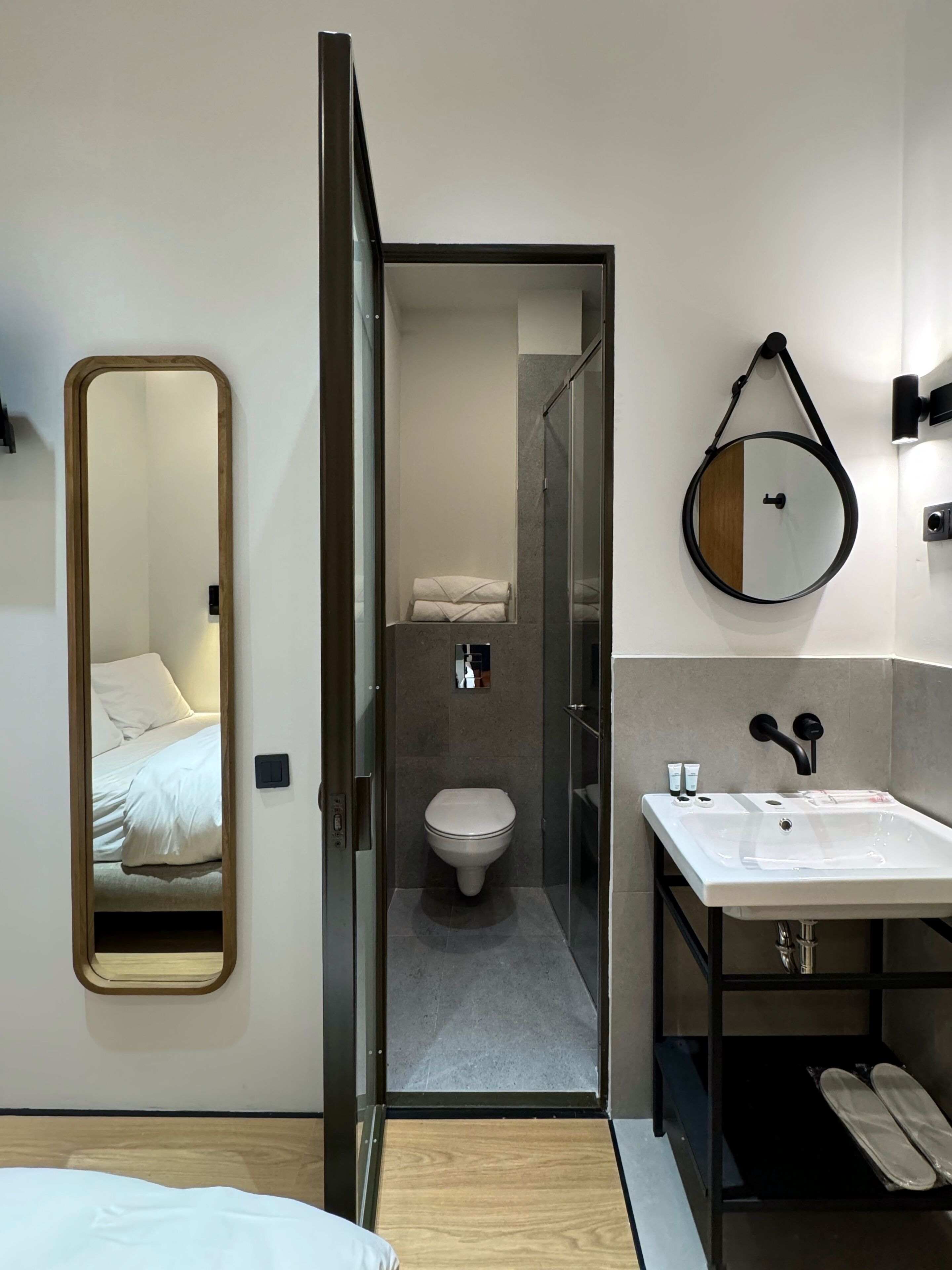 Standard Double Room, 1 Bedroom, Non Smoking | Free WiFi