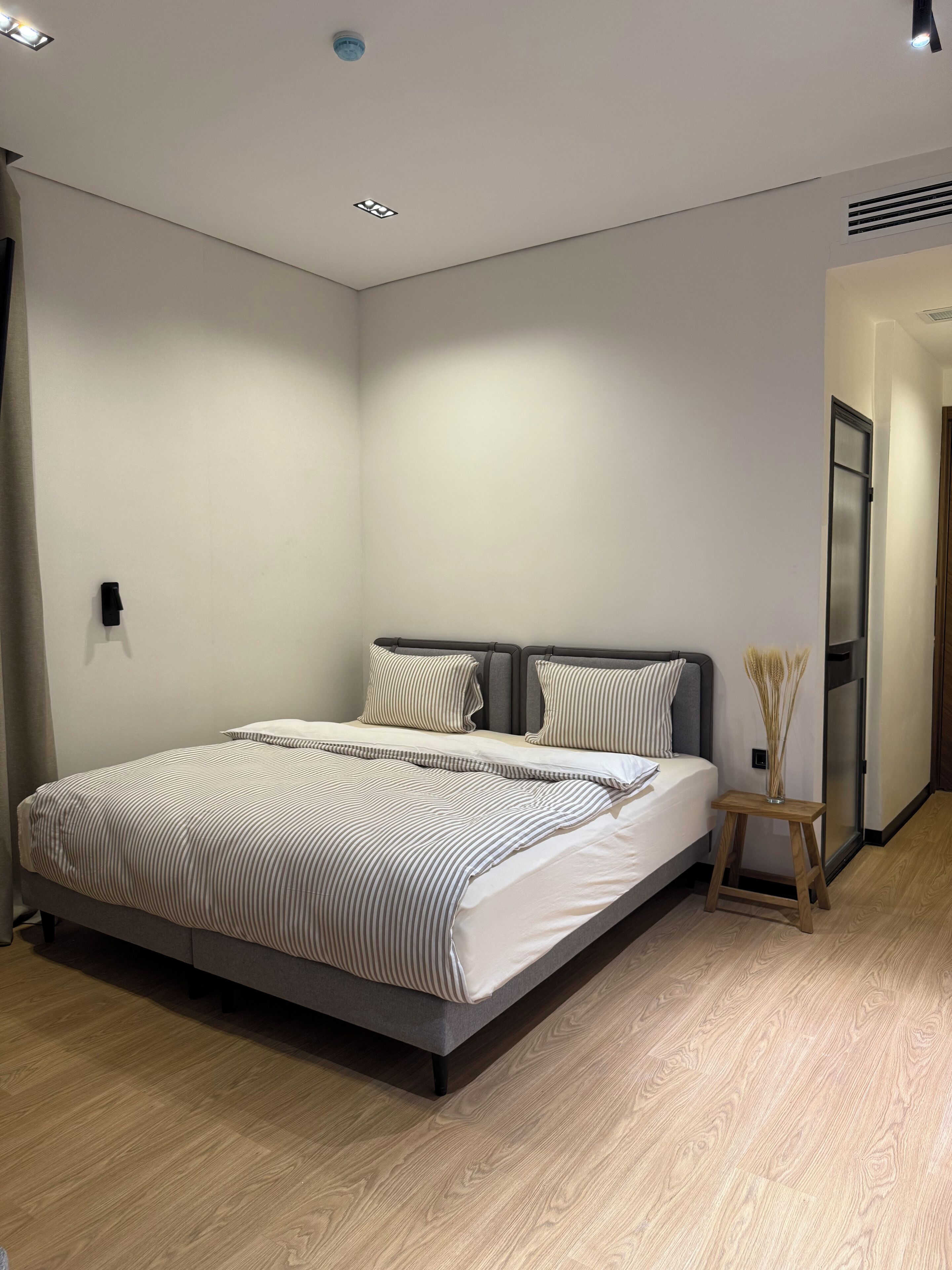 Superior Double Room, 1 Bedroom, Non Smoking | Free WiFi