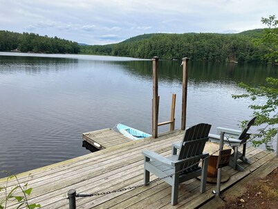 Memory Maker Cabin w private lakeside dock - 10 miles from Lake George