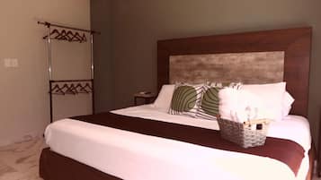 Loft Deluxe, 1 trĂšs grand lit, coin cuisine | Fer et planche Ă repasser, Wi-Fi gratuit, draps fournis