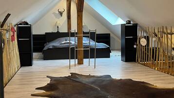 2 Schlafzimmer, Schreibtisch, kostenloses WLAN, Bettwäsche