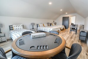 4 bedrooms, free WiFi, bed sheets