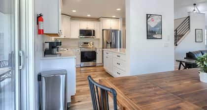 Spacious Property with Paved Roads Oversized Garage, Great Location!