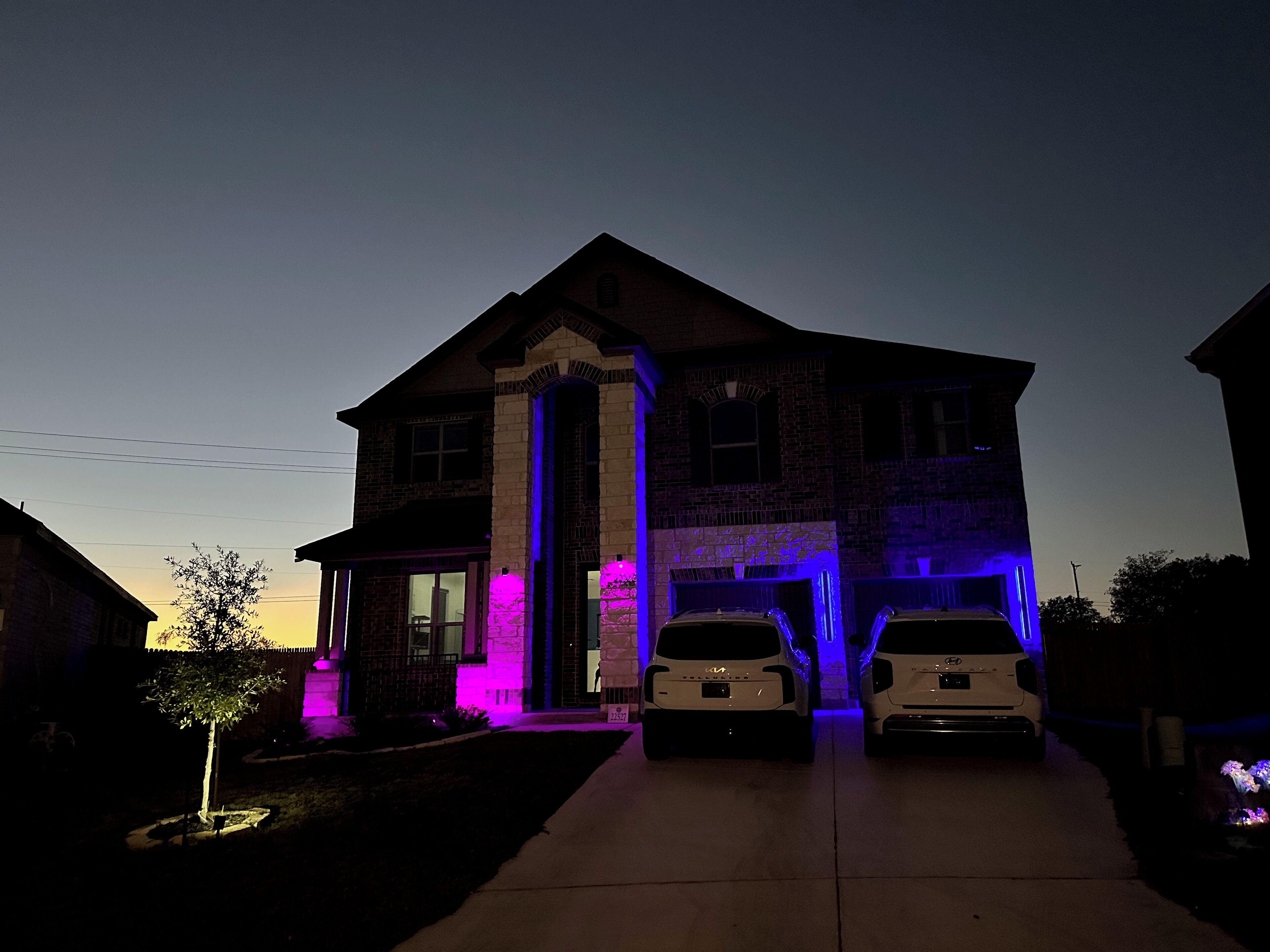 2800 Sq ft executive home  with arcade game room and complete kitchen amenities.