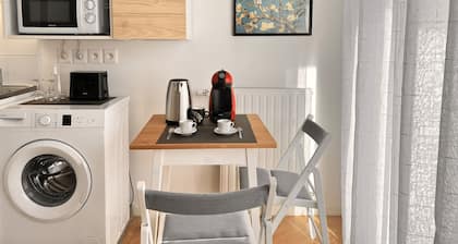 Modern studio, 3 min walk from MASSY-TGV STATION