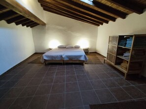 2 habitaciones y ropa de cama