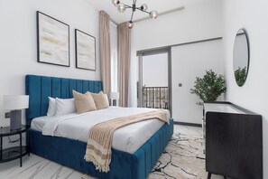 Hypo-allergenic bedding, pillow-top beds, in-room safe - Bespoke Residences - Mag Eye (Dubai)