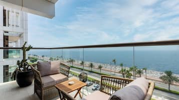 Classic Apartment, Balcony, Sea View | Balcony