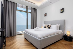 Classic Apartment, Balcony, Sea View - Waves - Premium Seaside Retreat With Private Beach (Dubai)
