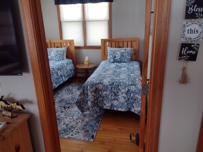 Strykejern/-brett, wi-fi (inkludert) og sengetøy