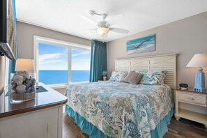 3 slaapkamers, een strijkplank/strijkijzer, wifi, beddengoed