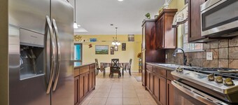 Tremendous Family Home on the Curve! 3-bedrooms close to the lake and amenities