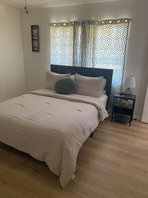 3 dormitorios, tabla de planchar con plancha, wifi y ropa de cama