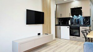 Standard Suite, Balcony, City View