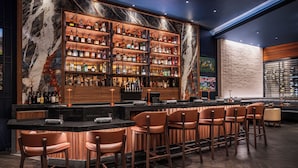 2 bars/lounges, poolside bar - Caesars Virginia Hotel & Casino - A Caesars Rewards Destination (Danville)