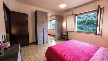 2 habitaciones, wifi gratis y ropa de cama