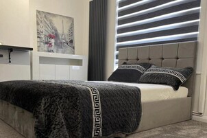 3 habitaciones, tabla de planchar con plancha y wifi gratis 