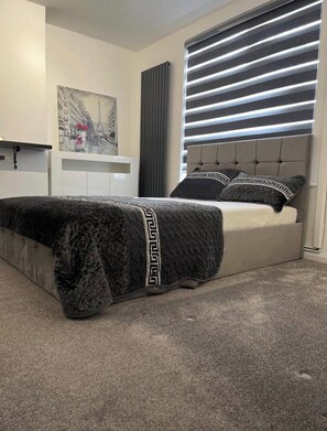 Ferienhaus | 3 Schlafzimmer, Bügeleisen/Bügelbrett, kostenloses WLAN, Bettwäsche