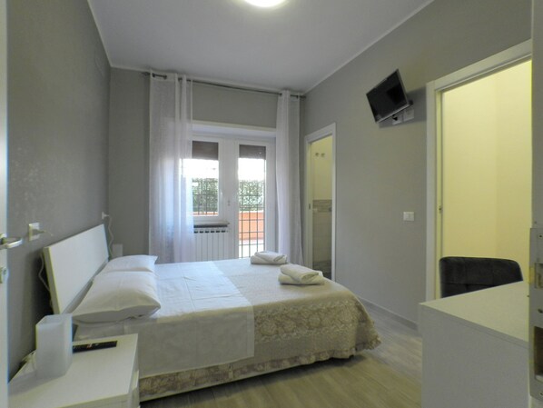 1 chambre, bureau, Wi-Fi gratuit, draps fournis