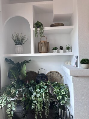 المنطقة المحيطة بالمنشأة