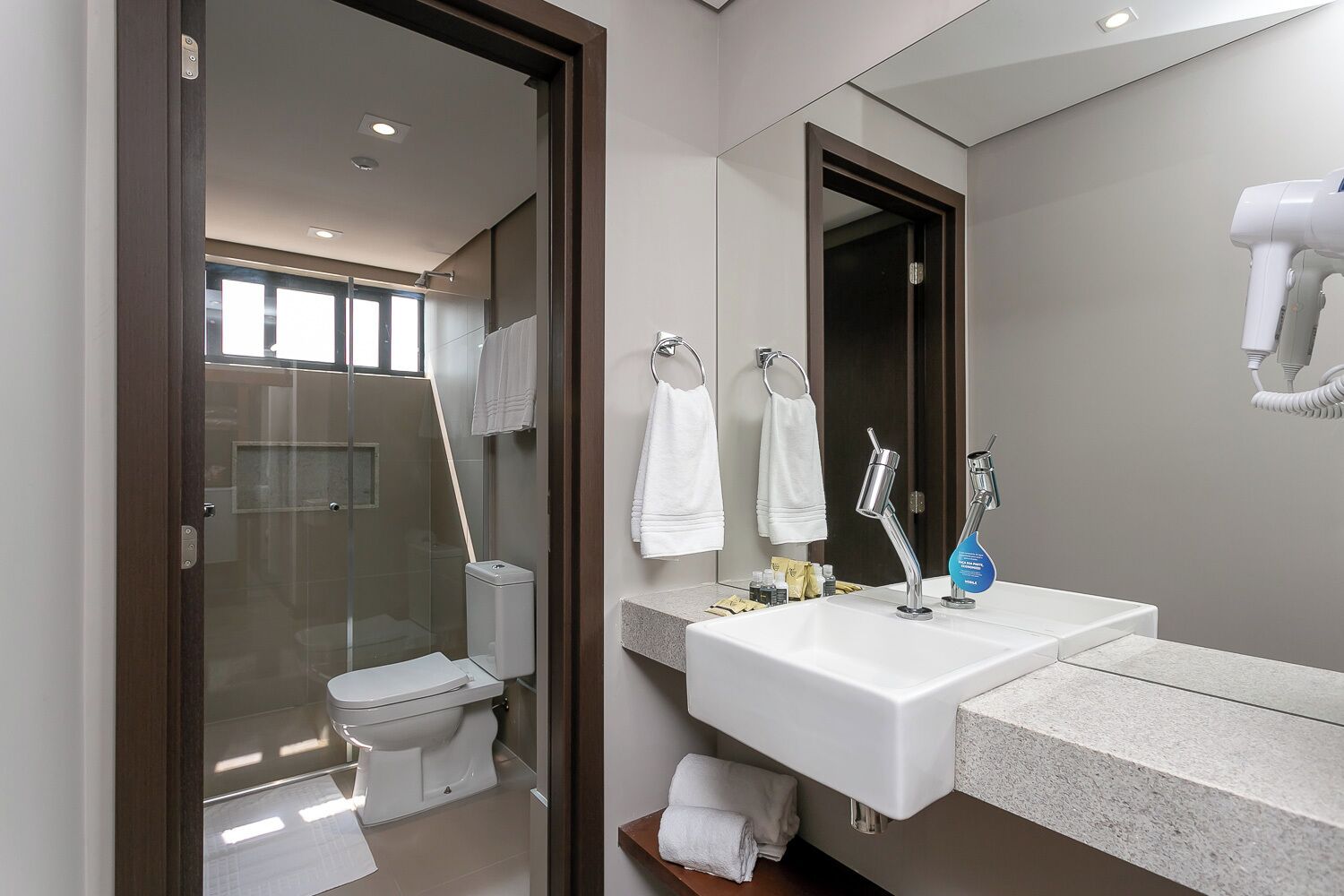 奢华客房 | 浴室 | 毛巾
