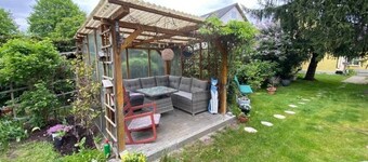 Large vacation home Marianne with garden and pergola