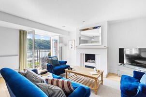 Apartment, Smoking | 2 bedrooms