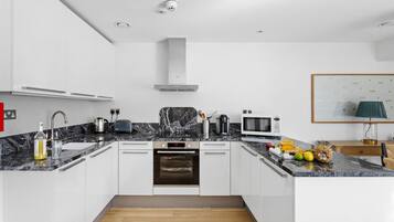 Apartment, Smoking | 2 bedrooms