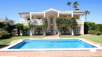 Biệt thự | 7 phòng ngủ