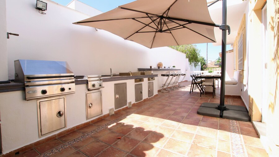 Tess Villa Becerra in Alhaurin de la Torre