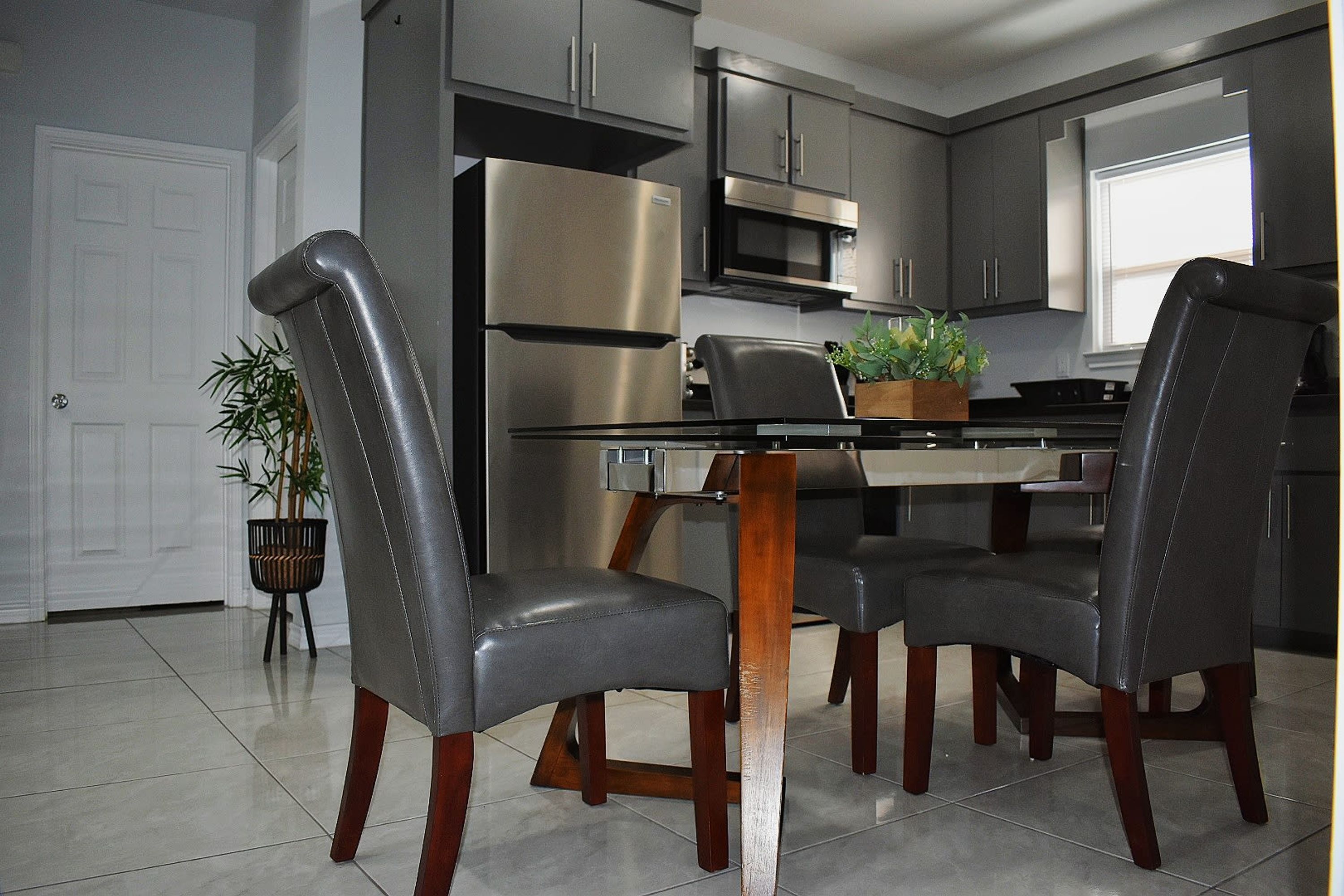 3 bedrooms, Internet