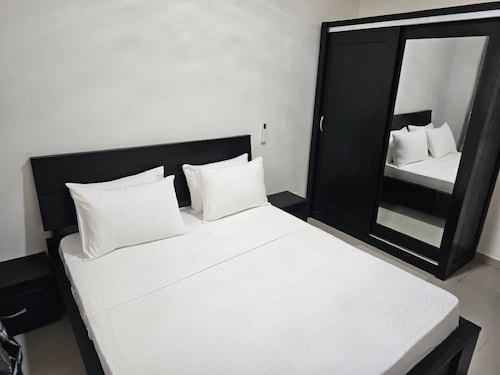 Appartement / Condominium de 3 Chambres et 3 Salles de Bain