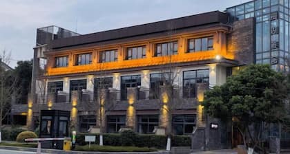 Changshou Manhu Yashe Hotel