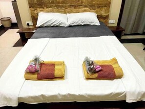 1 bedroom, iron/ironing board, travel crib, free WiFi