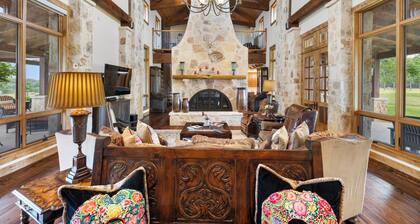 Private Ranch - Pool, Ping Pong, Yoga, Weddings, Games