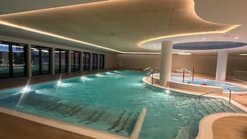 Piscine couverte