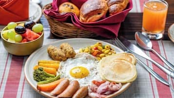 Desayuno (con cargo)