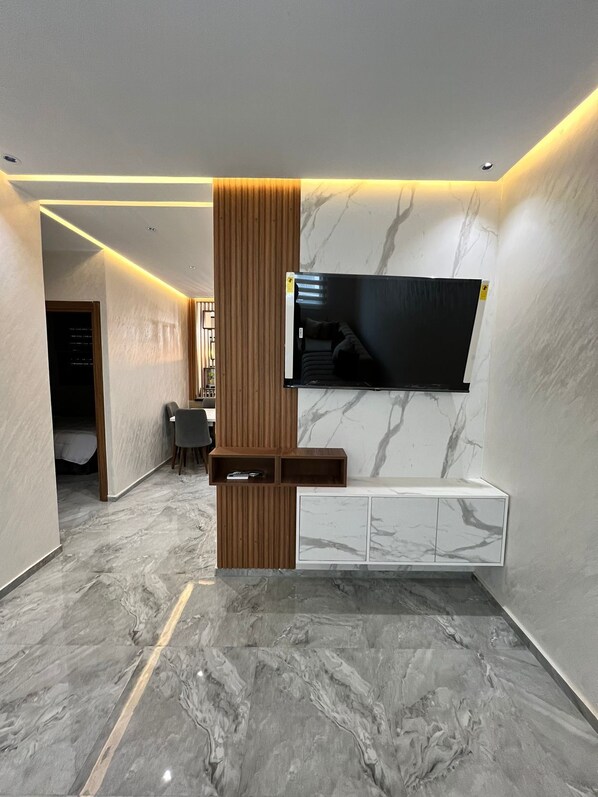 Interior - beautiful 2 bedroom Bousznika
(Témara)