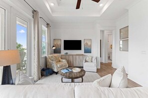 Smart TV, books