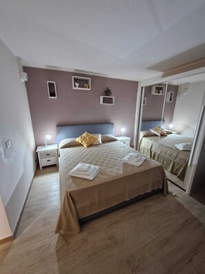 2 bedrooms, free WiFi, bed sheets - Medea Appartamenti (Siracusa)