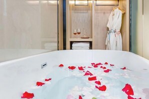 Room - Echarm Hotel (Zunyi Conference Site, Medical College, Suzhou Road) (Zunyi)