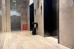 Interior - Echarm Hotel (Zunyi Huizhi Medical School) (Zunyi)