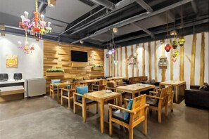 Interior - Echarm Hotel (Zunyi Conference Site & Medical College Branch) (Zunyi)