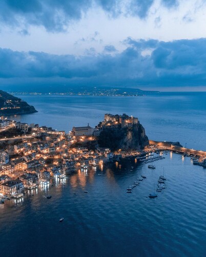 Little Paradise. Apartment near train station and beach