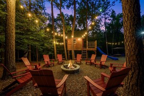 Terrace/patio - 10% Off Member Deal•Walk to Town•Private Creek•Hot Tub•Treehouse•Firepit•Game Rm (Broken Bow)