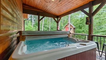 BaĂąera de hidromasaje al aire libre