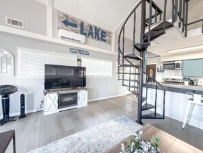 Smart TV, fireplace, video games, books