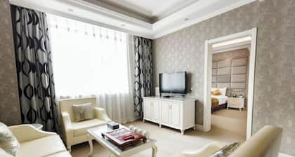 Royal Hotel