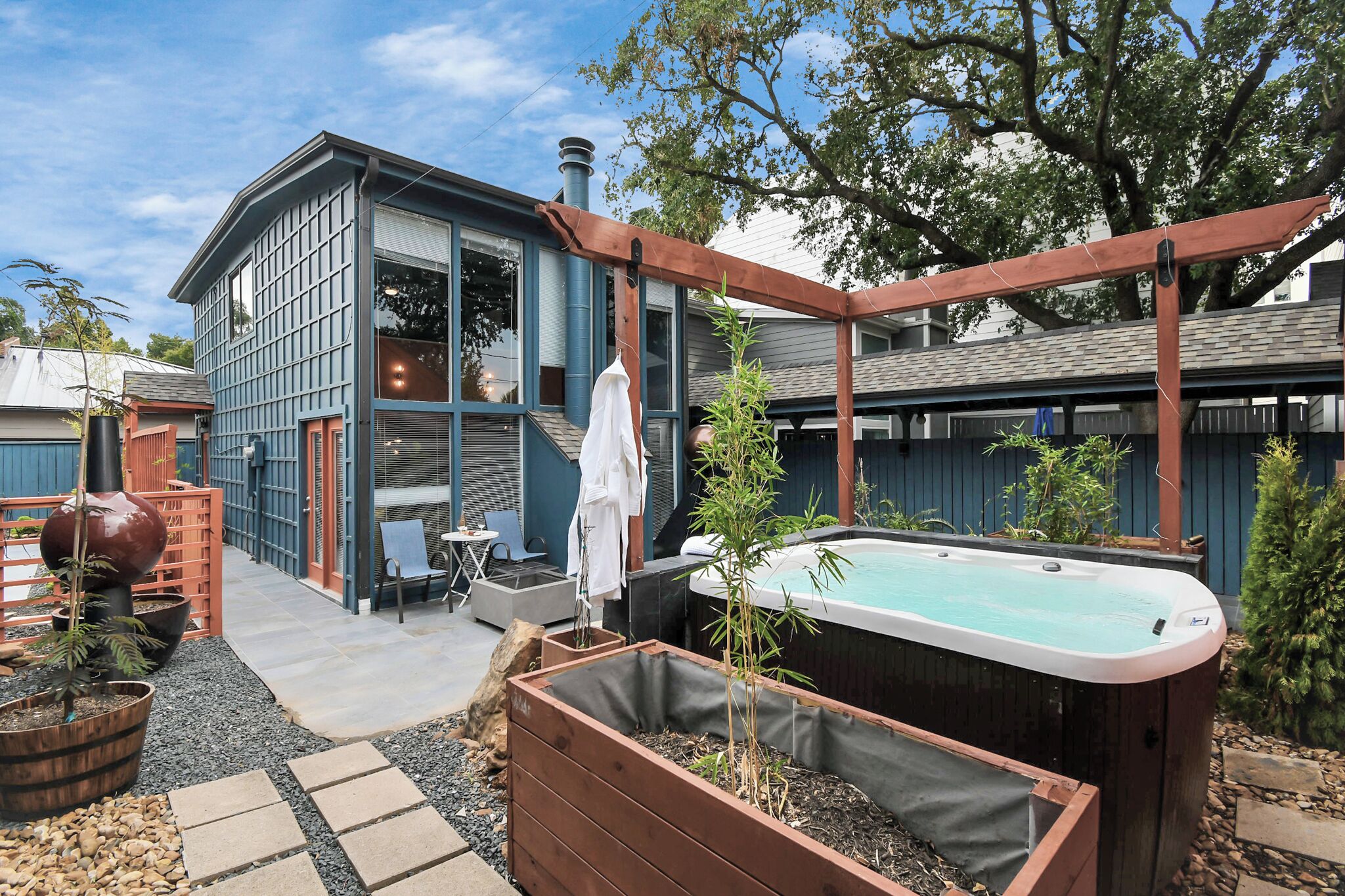 Bain à remous extérieur