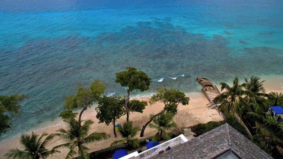 Waterside Apartment 101 by Island Villas